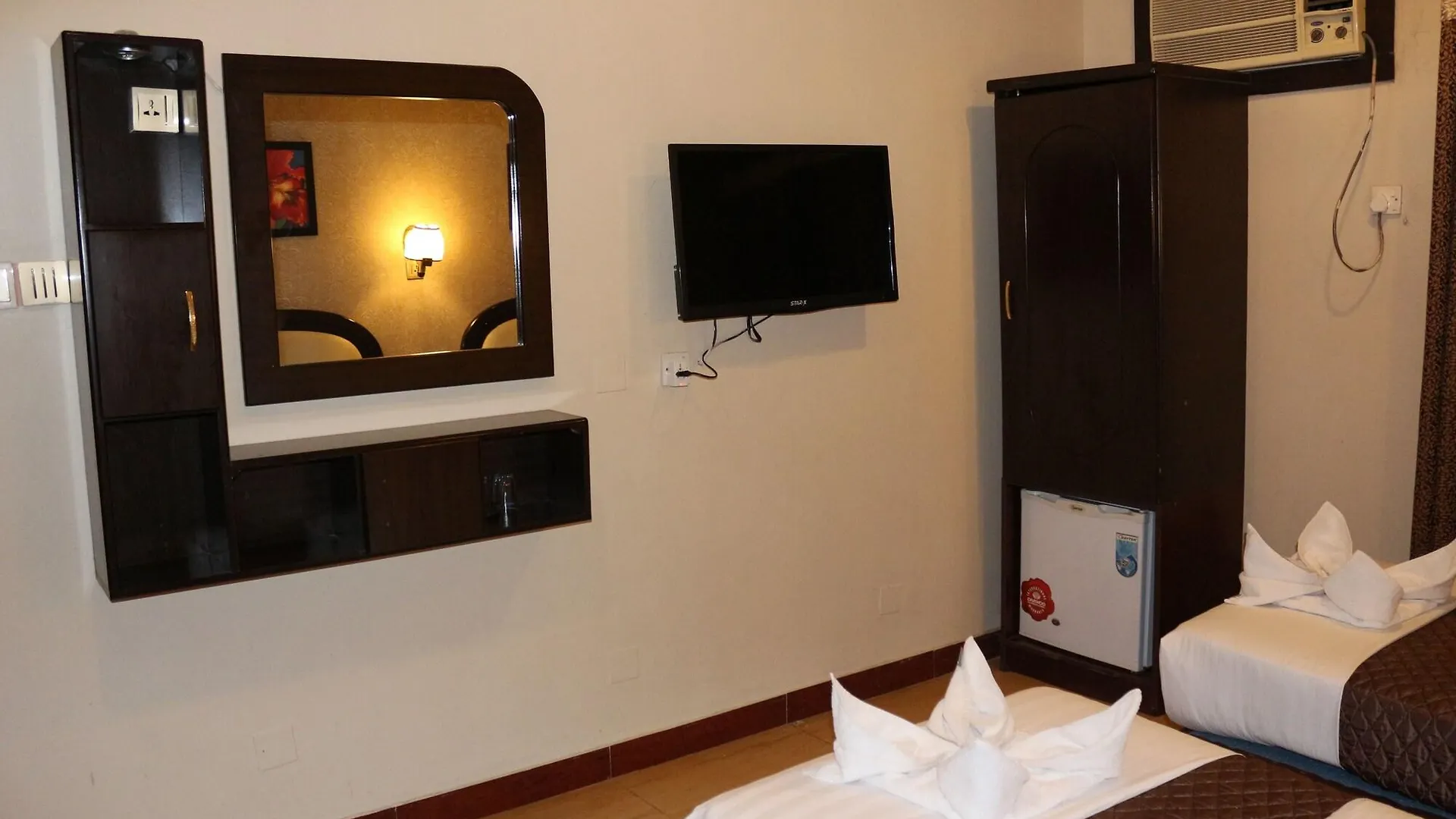 Grand Sina Hotel Dubai 0*,